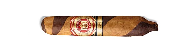 Arturo Fuente - Hemingway Between the Lines